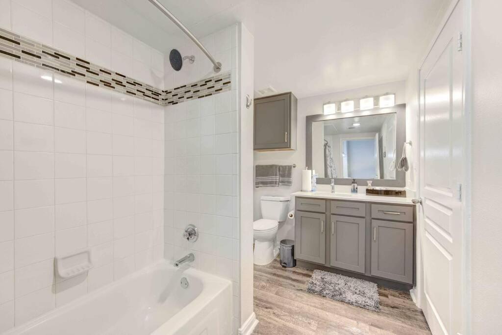 Houston Medical Center-Beautiful 1-Bedroom Apartment Near Nrg Eksteriør bilde